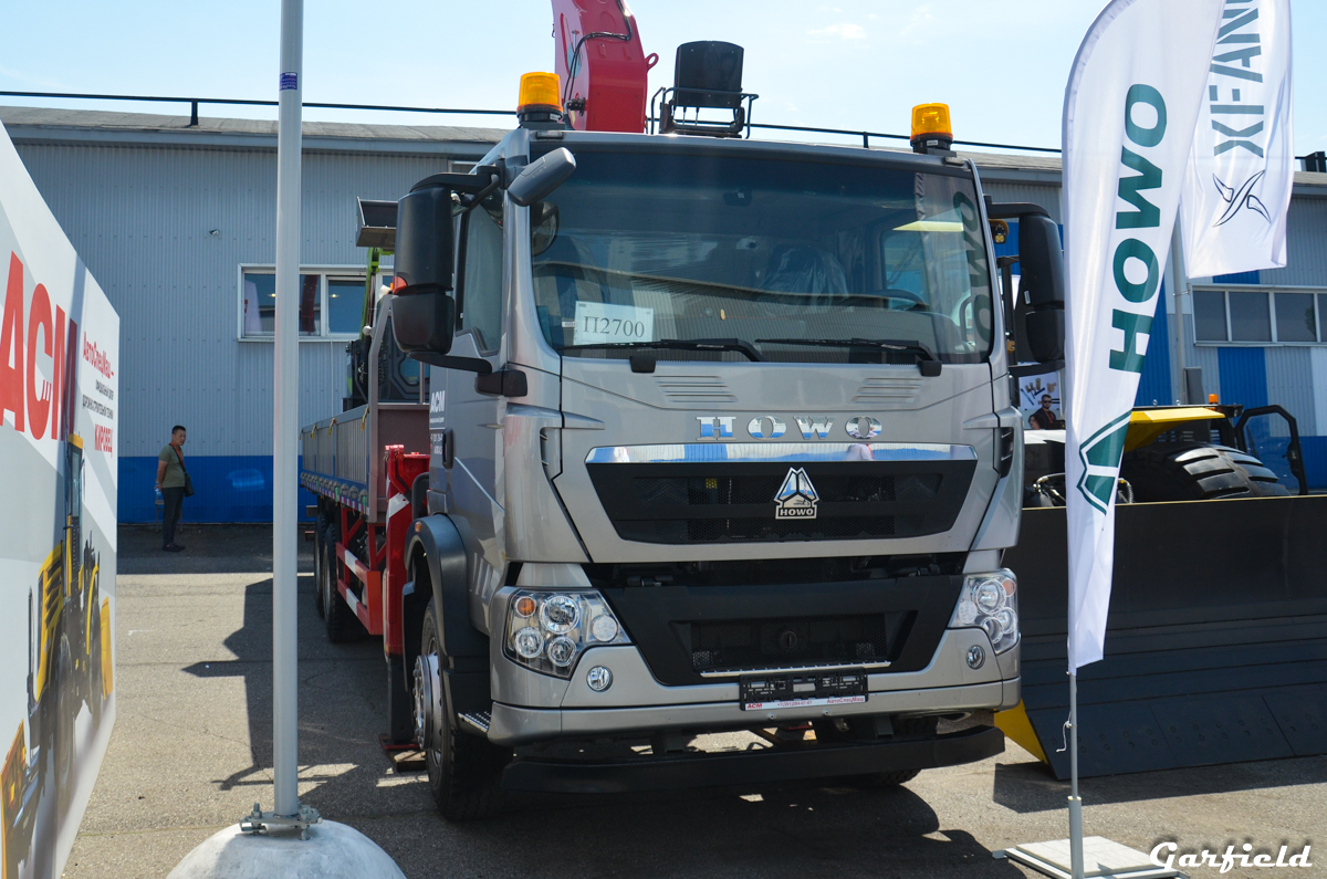 Красноярский край, № (24) Б/Н 0142 — Howo T5G ZZ5257; Красноярский край — Автомобили без номеров; Красноярский край — Новые автомобили; Кемеровская область — Уголь России и Майнинг 2025