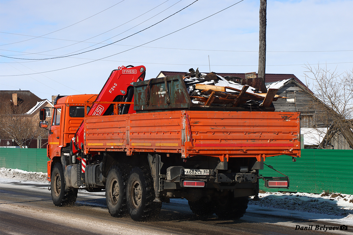 Ненецкий автономный округ, № А 682 СЕ 83 — КамАЗ-43118-50