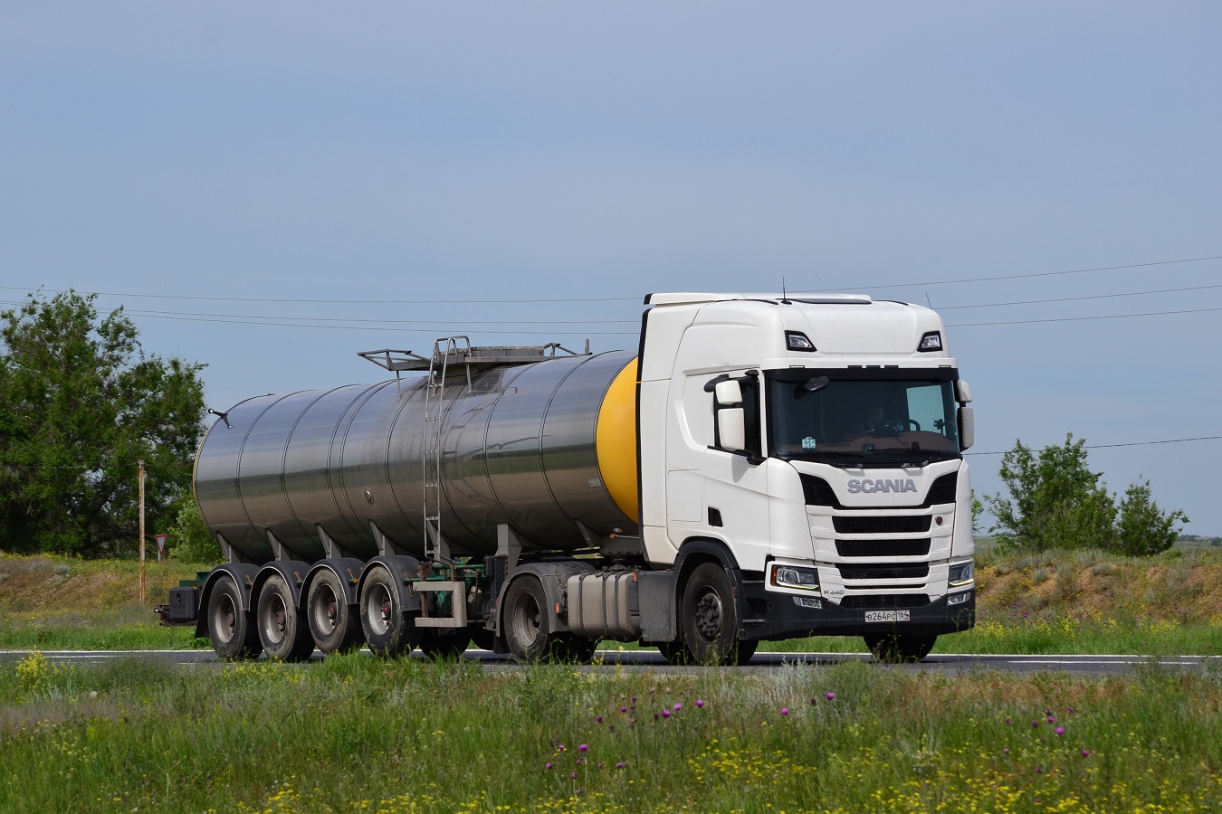 Саратовская область, № В 264 РС 164 — Scania ('2016) R440
