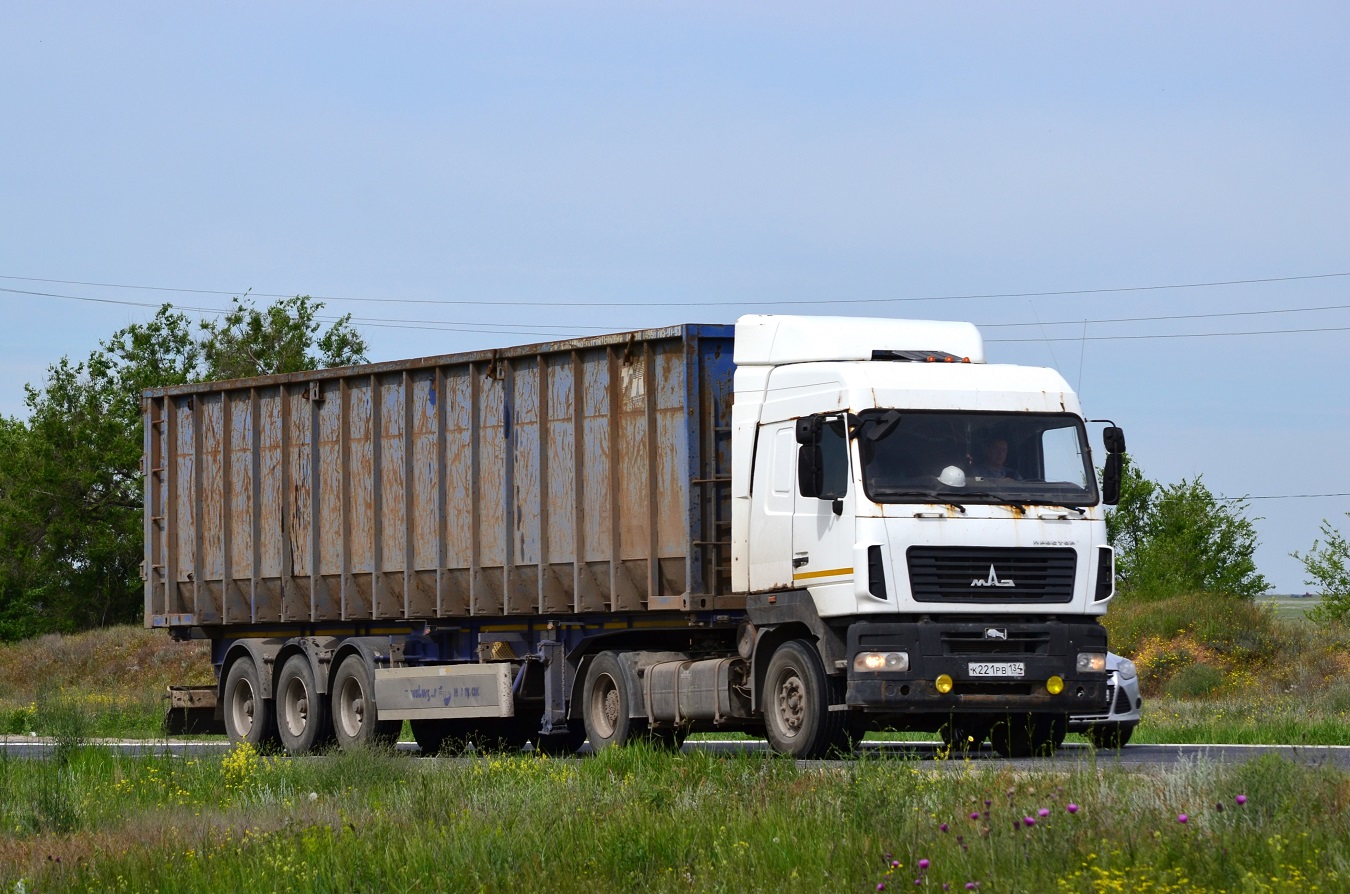 Волгоградская область, № К 221 РВ 134 — МАЗ-5440B9