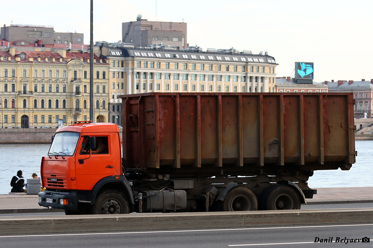 Санкт-Петербург, № Р 911 РТ 198 — КамАЗ-65115-D3(97)