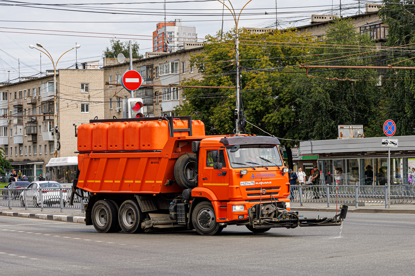 Свердловская область, № Р 437 РН 196 — КамАЗ-65115-A5(48)
