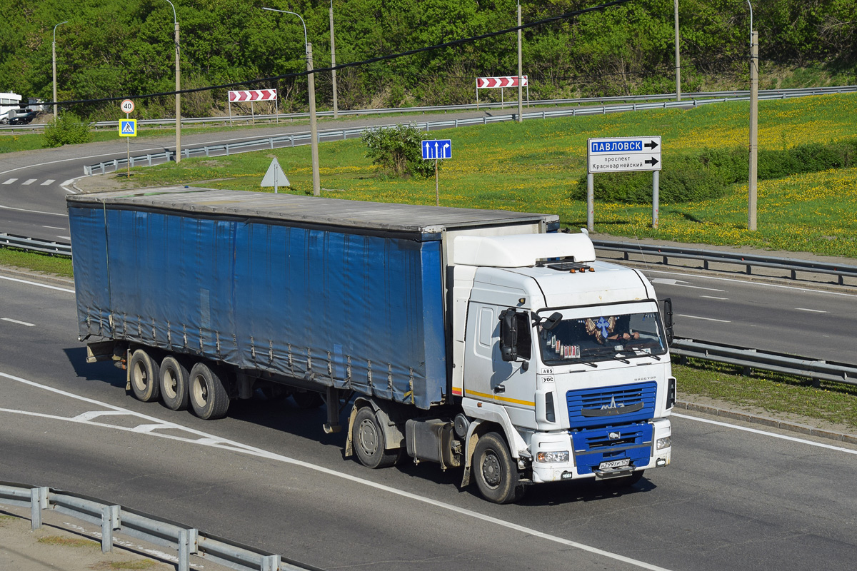 Красноярский край, № Н 299 ТР 124 — МАЗ-5440A9