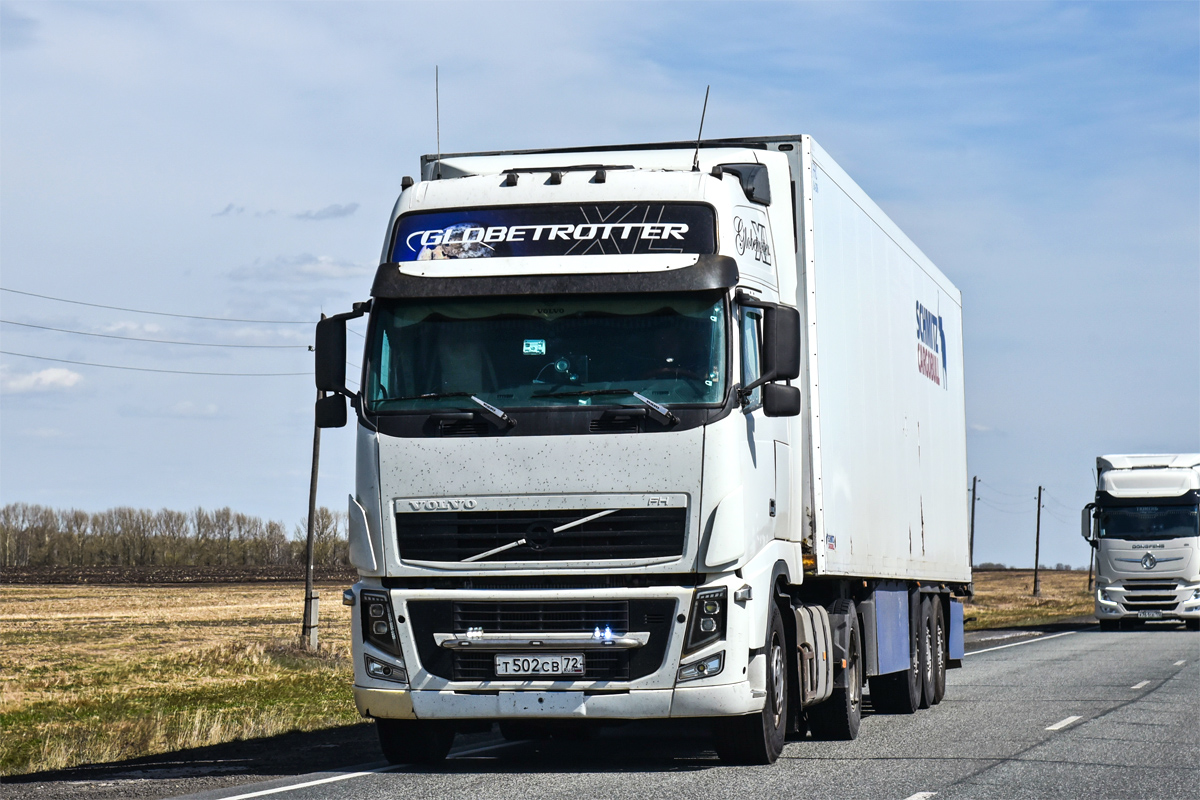 Тюменская область, № Т 502 СВ 72 — Volvo ('2008) FH.420