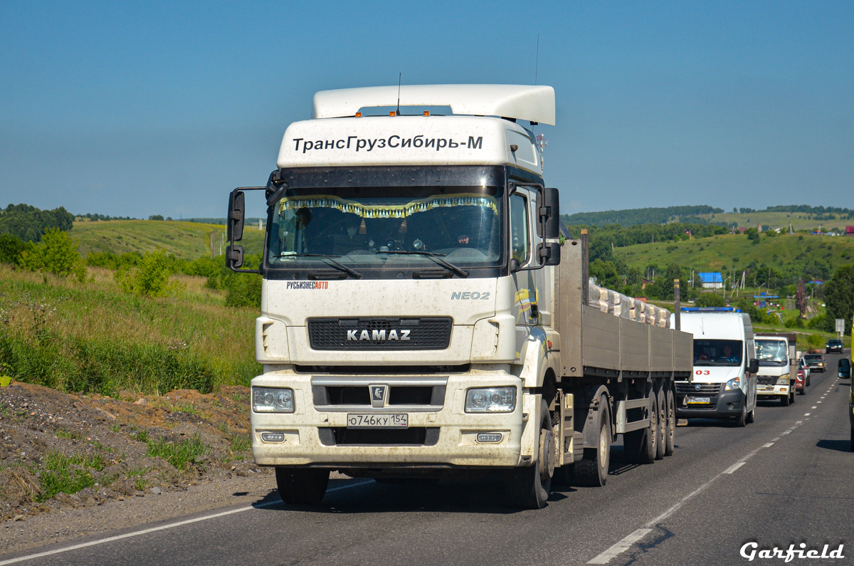 Кемеровская область, № О 746 КУ 154 — КамАЗ-5490 (общая модель)