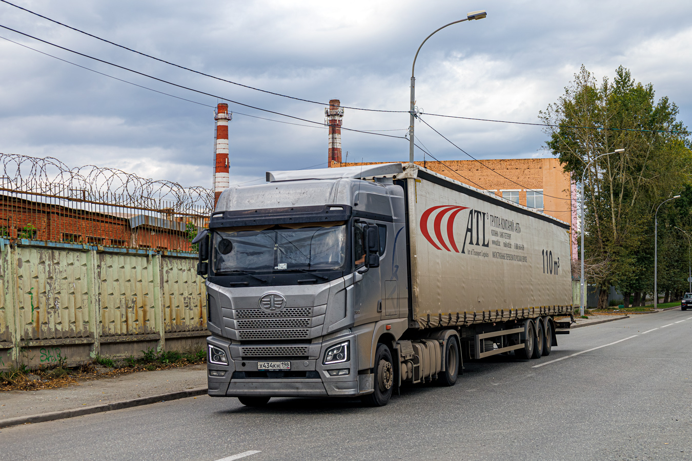 Санкт-Петербург, № Х 434 КН 198 — FAW JH6 [X0T]