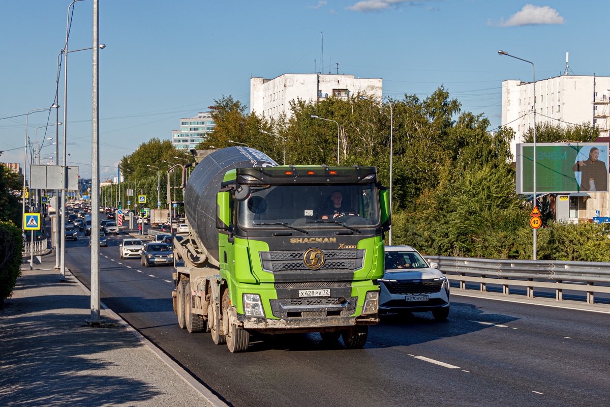 Тюменская область, № Х 428 РА 72 — Shaanxi Shacman X3000 SX5318