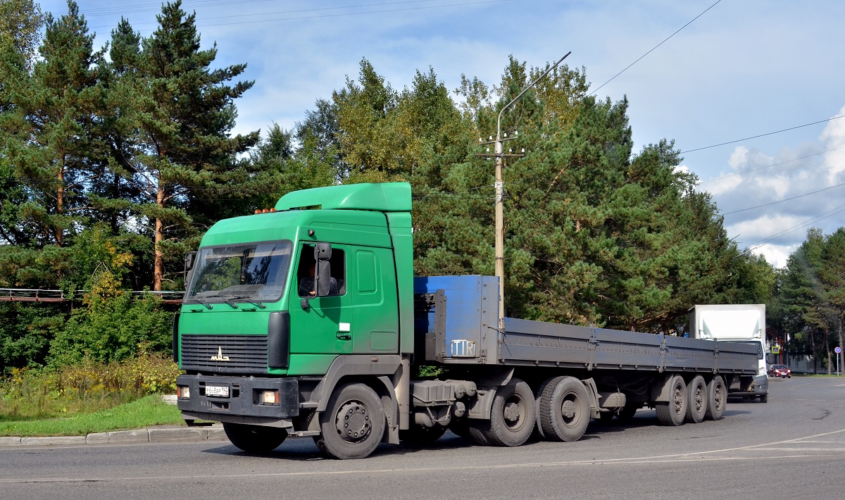 Кемеровская область, № Р 668 АР 142 — МАЗ-6430A8