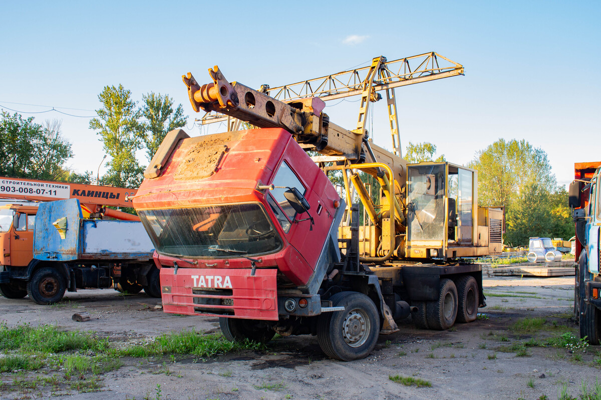 Московская область, № Е 001 НВ 190 — Tatra 815 P17
