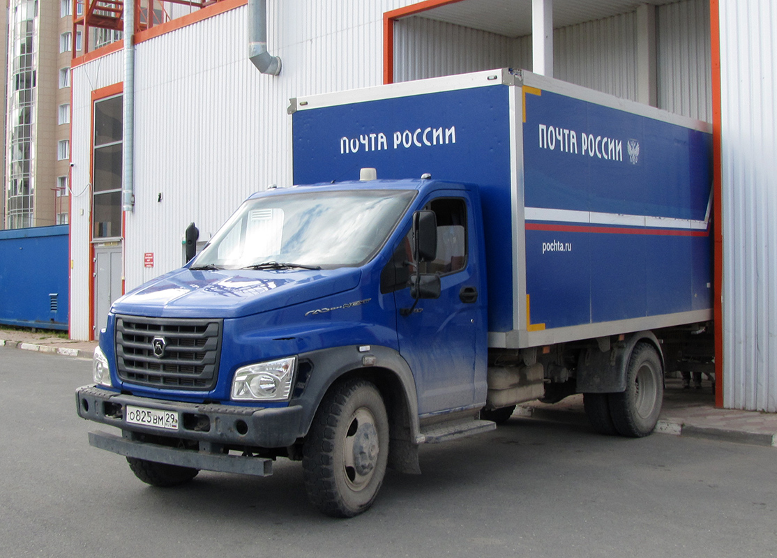 Архангельская область, № О 825 ВМ 29 — ГАЗ-C41R33
