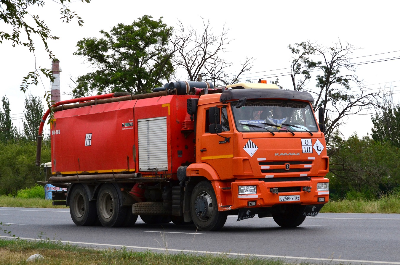 Волгоградская область, № Е 258 НУ 134 — КамАЗ-65115-A5(48)