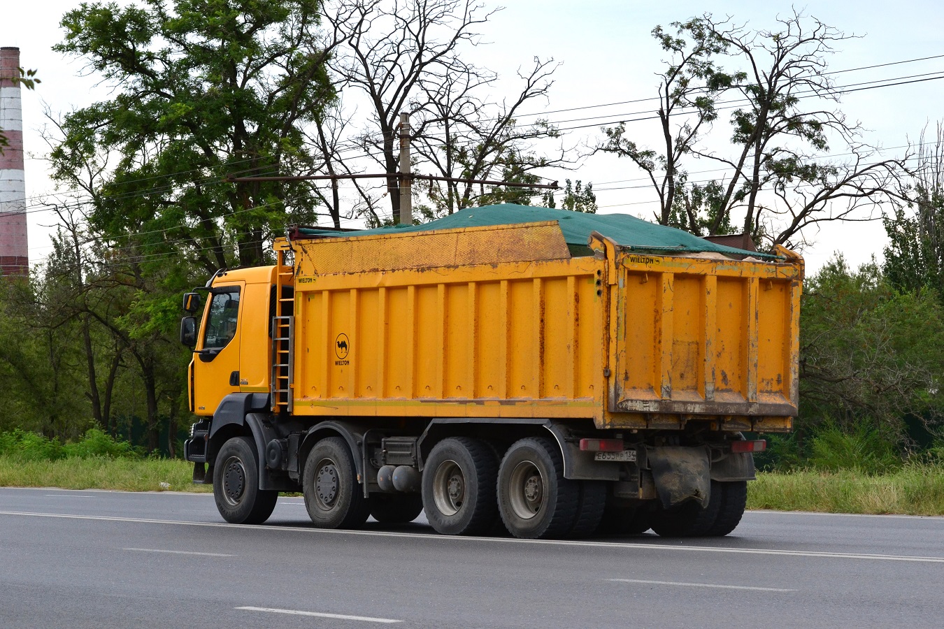 Волгоградская область, № Е 655 РР 134 — Renault Kerax