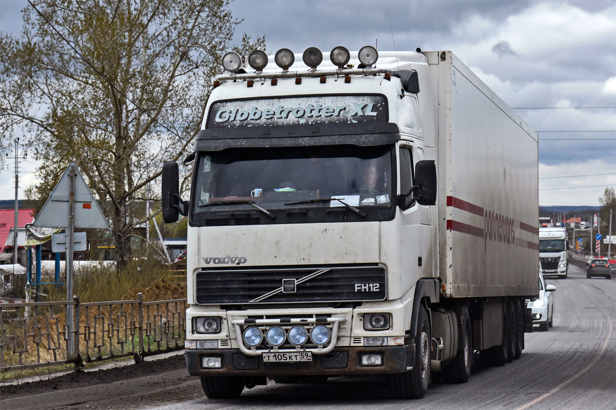 Пермский край, № Т 105 КТ 59 — Volvo ('1993) FH12.460