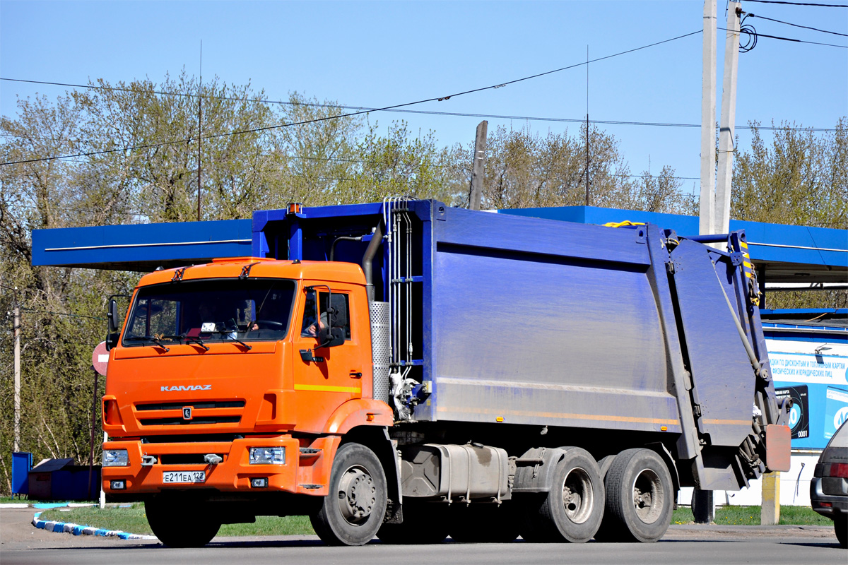 Алтайский край, № Е 211 ЕА 122 — КамАЗ-65115-A5(48)