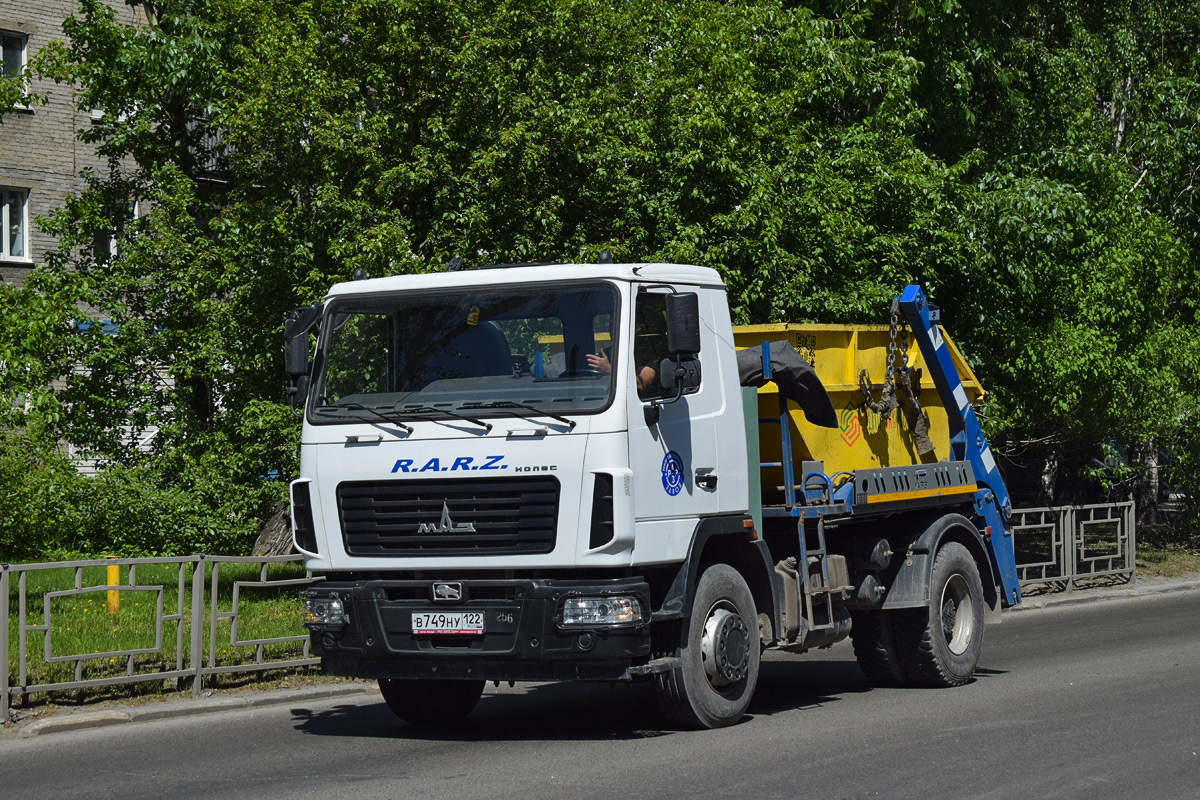 Алтайский край, № В 749 НУ 122 — МАЗ-555025