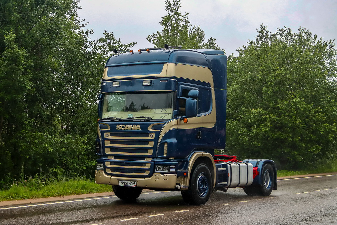 Саратовская область, № Е 915 ЕМ 164 — Scania ('2004) G380; Московская область — Фестиваль TruckDay 2025
