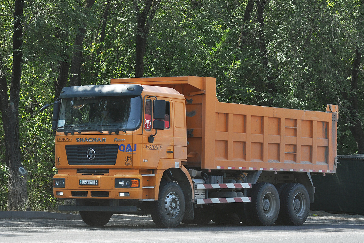 Алматинская область, № 023 YF 05 — Shaanxi Shacman F2000 SX325x