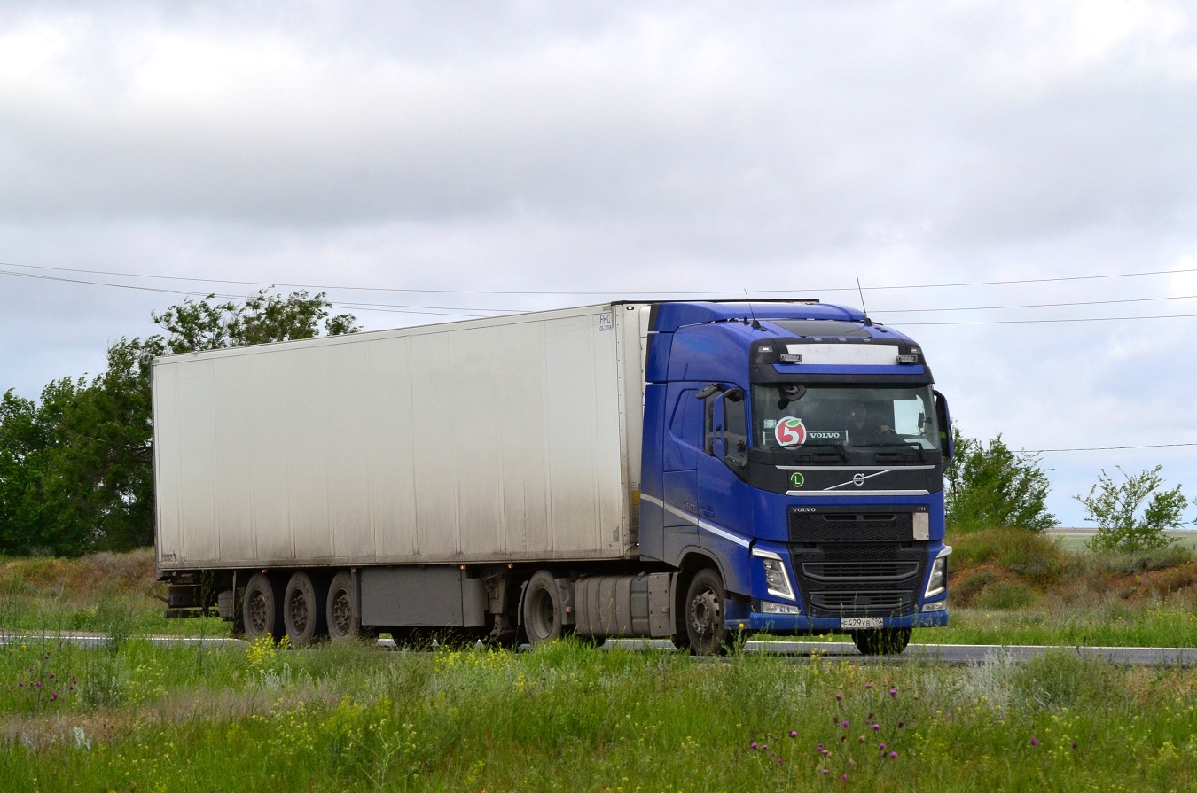 Московская область, № Е 429 УВ 190 — Volvo ('2012) FH.420 [X9P]