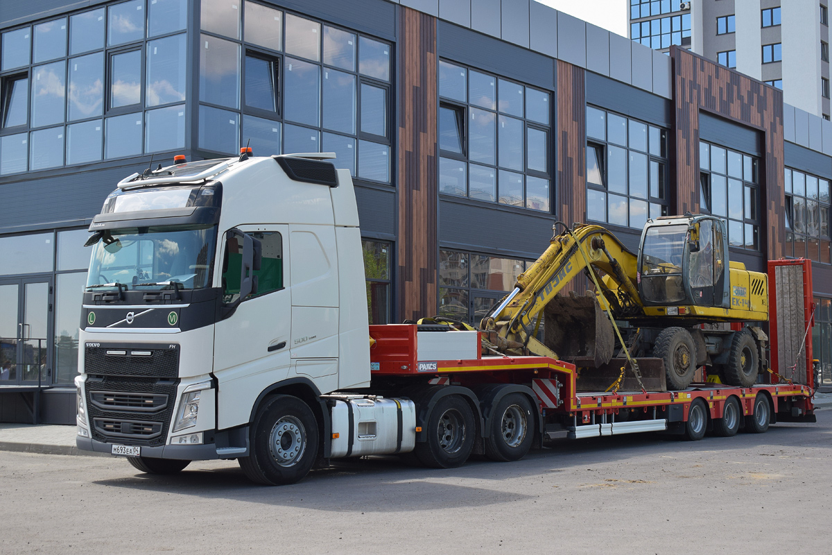 Алтайский край, № М 693 ЕА 04 — Volvo ('2012) FH.500