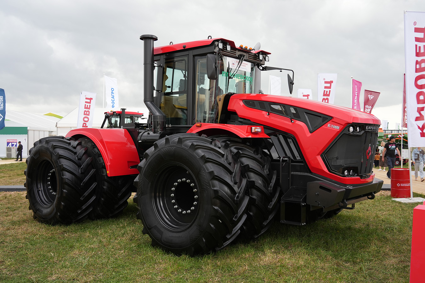 Санкт-Петербург, № (78) Б/Н СТ 0126 — ПТЗ (общая модель); Санкт-Петербург — Новая техника АО "Петербургский тракторный завод"; Ленинградская область — Аграрная неделя 2025