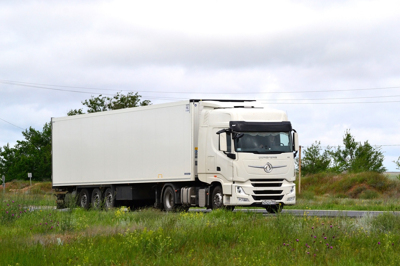 Московская область, № М 242 АР 550 — Dongfeng GX DFH4180