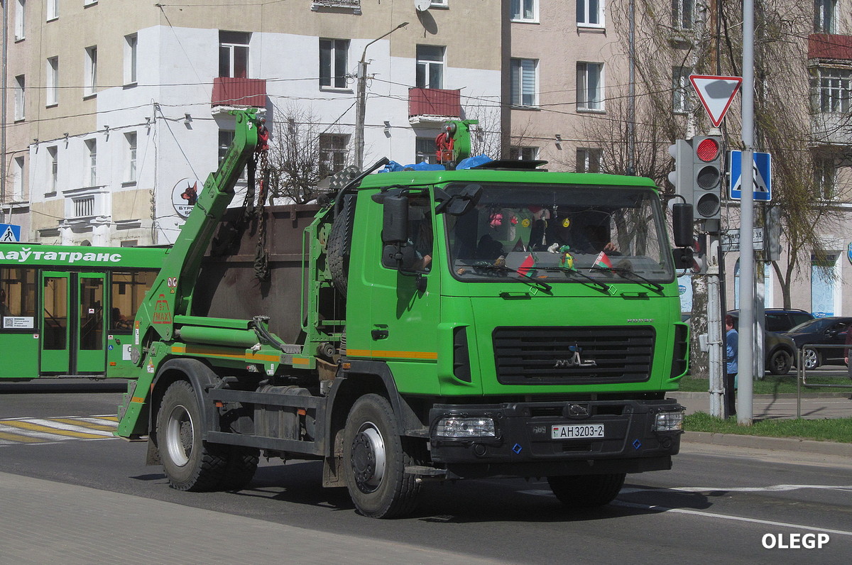 Витебская область, № АН 3203-2 — МАЗ-555025