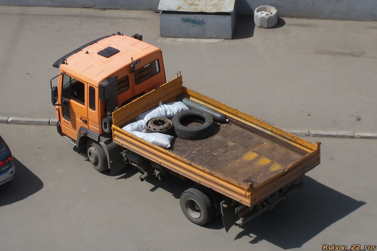 Алтайский край, № Р 178 НХ 22 — Volvo FL6