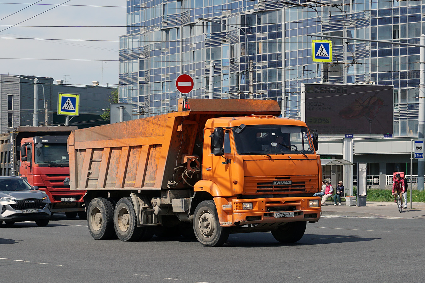 Санкт-Петербург, № В 172 ВУ 178 — КамАЗ-6520-06 [65200F]