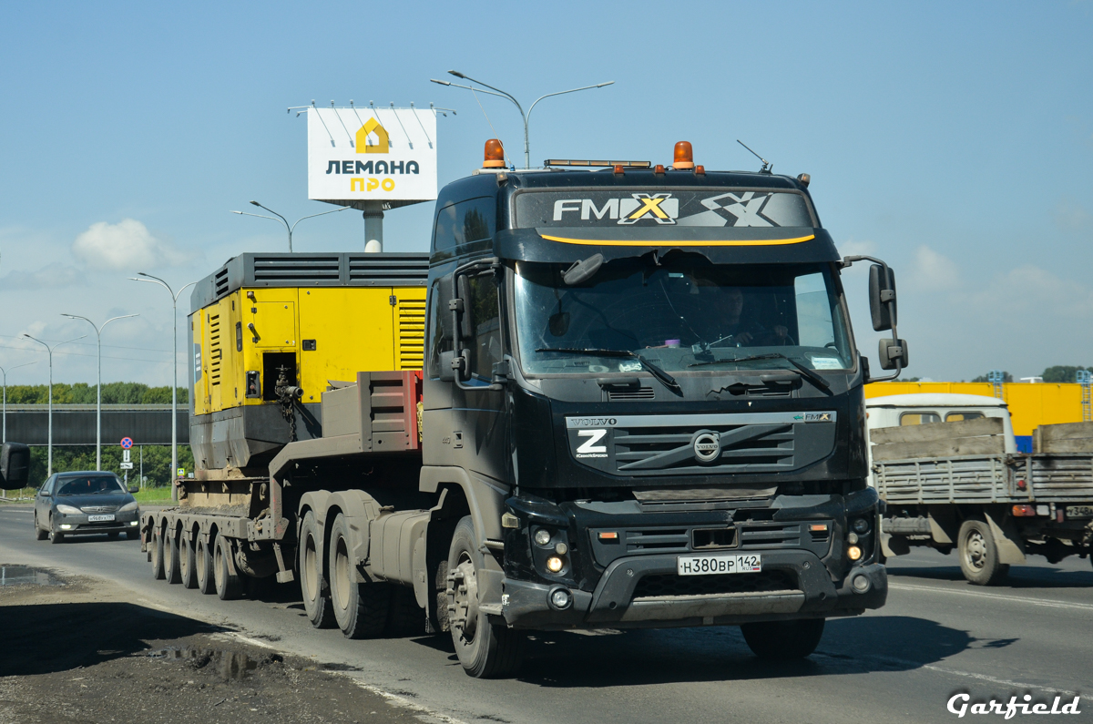 Кемеровская область, № Н 380 ВР 142 — Volvo ('2010) FMX.440
