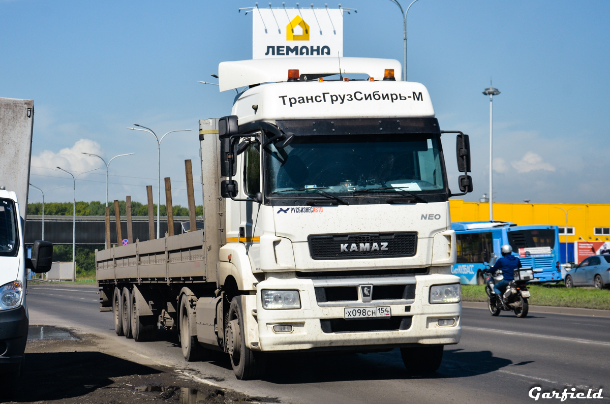 Кемеровская область, № Х 098 СН 154 — КамАЗ-5490 (общая модель)