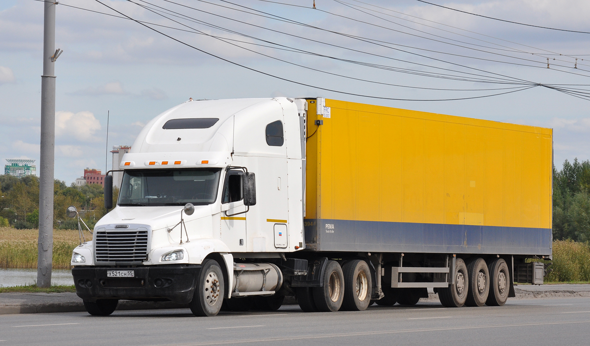 Омская область, № Х 521 СН 55 — Freightliner Century Class