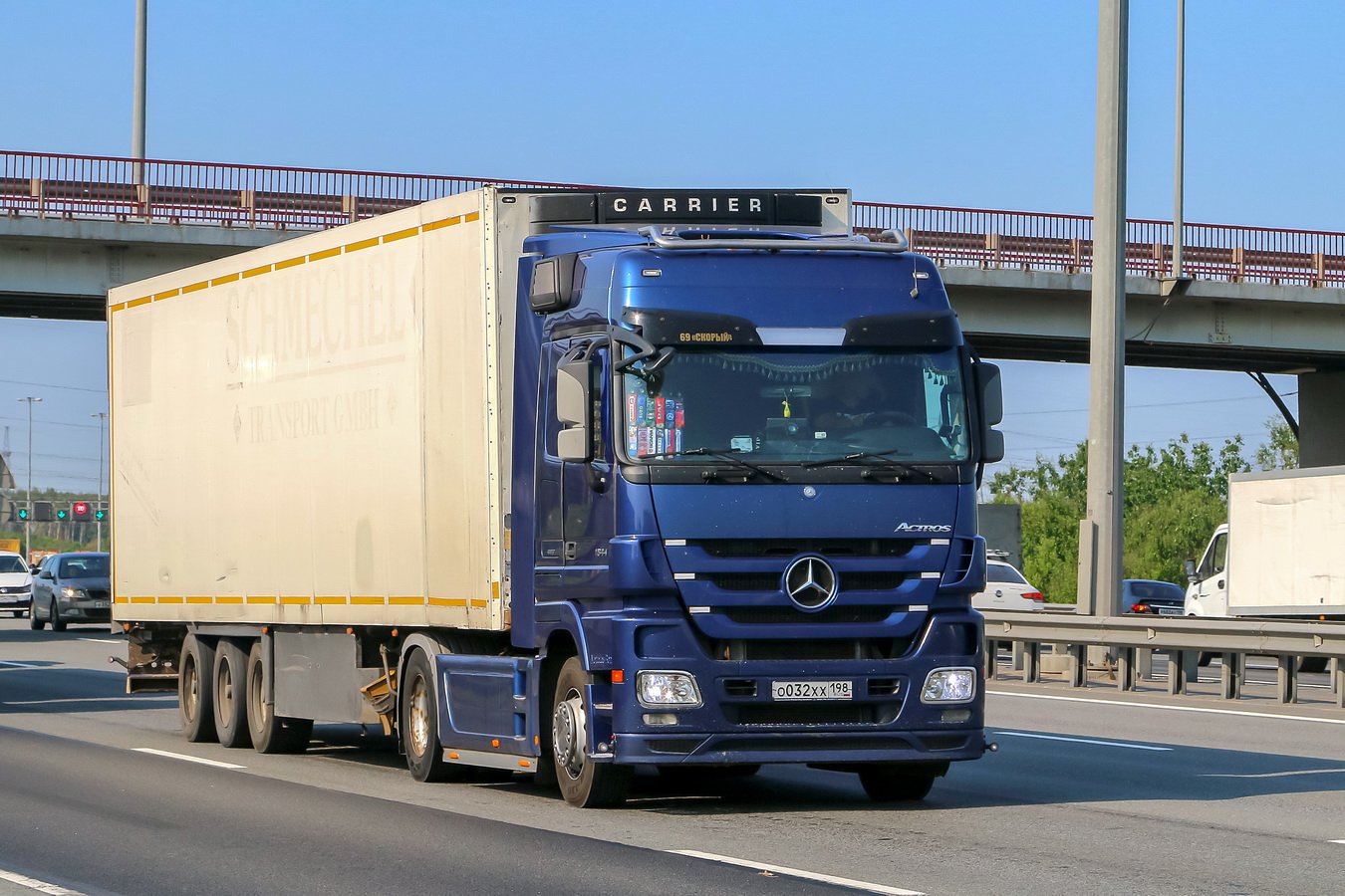 Санкт-Петербург, № О 032 ХХ 198 — Mercedes-Benz Actros ('2009) 1844