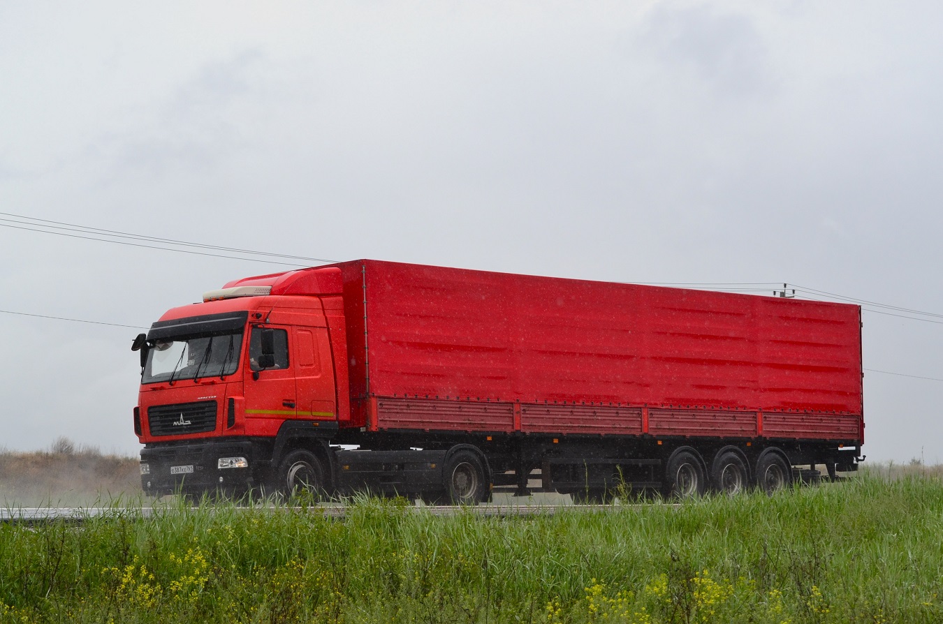 Ростовская область, № Е 387 КЕ 761 — МАЗ-544028