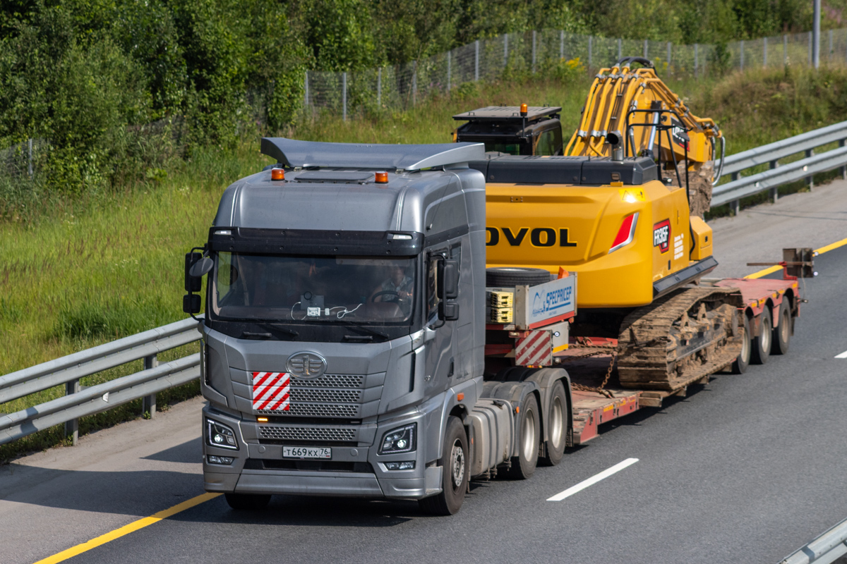 Ярославская область, № Т 669 КХ 76 — FAW JH6 [X0T]