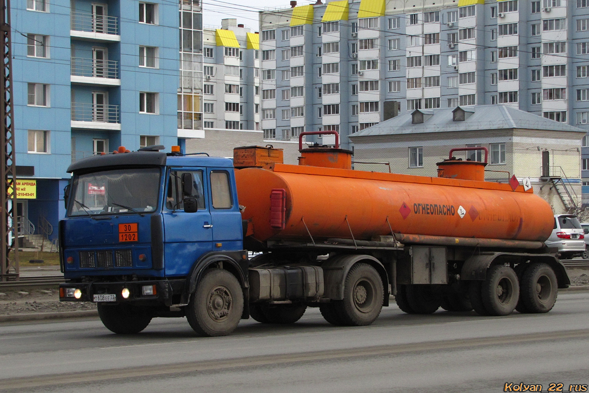 Алтайский край, № Т 608 ЕЕ 22 — МАЗ-54323