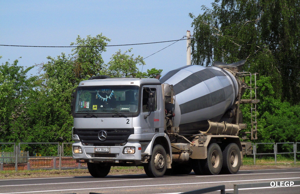 Витебская область, № 2 — Mercedes-Benz Actros ('2003) 3332