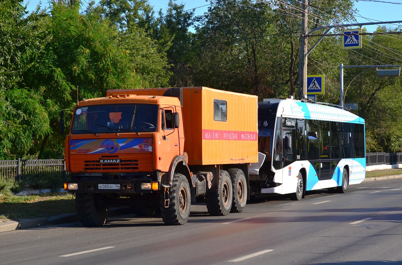 Волгоградская область, № 563 — КамАЗ-43114-15 [43114R]