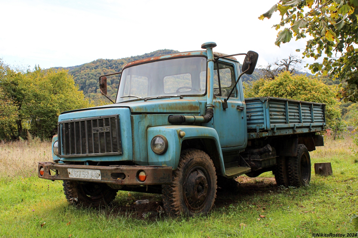 Адыгея, № А 8759 АФ — ГАЗ-3309