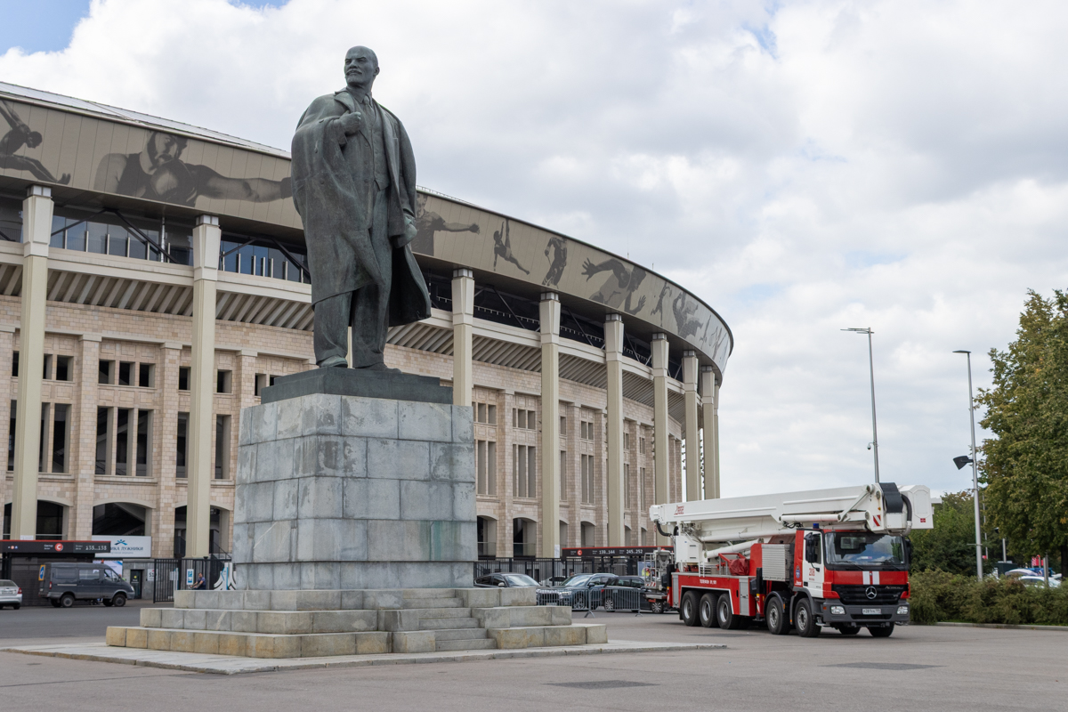 Москва — Выставка техники Комплекса городского хозяйства Москвы &mdash; 2025