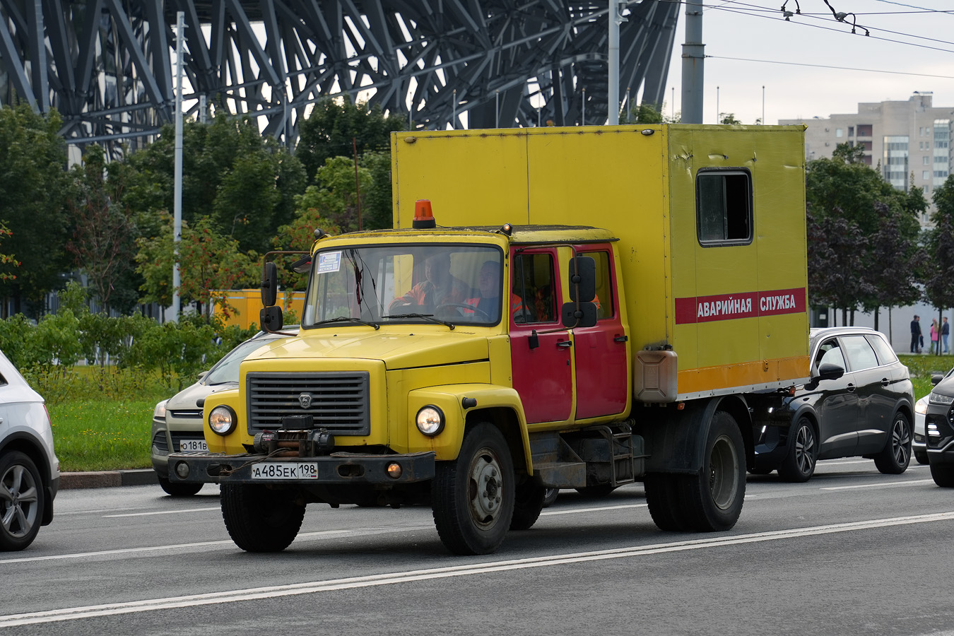 Санкт-Петербург, № А 485 ЕК 198 — ГАЗ-33098
