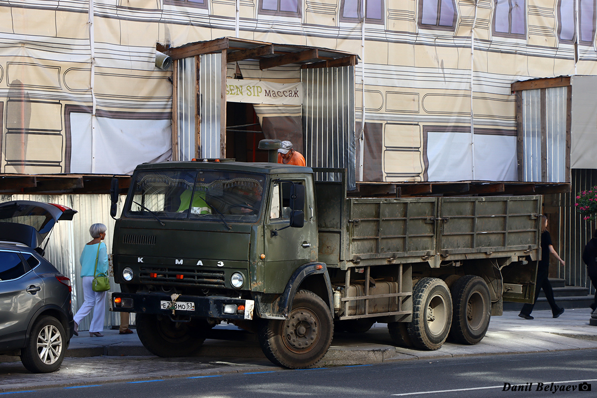 Санкт-Петербург, № Е 758 МО 53 — КамАЗ-5320