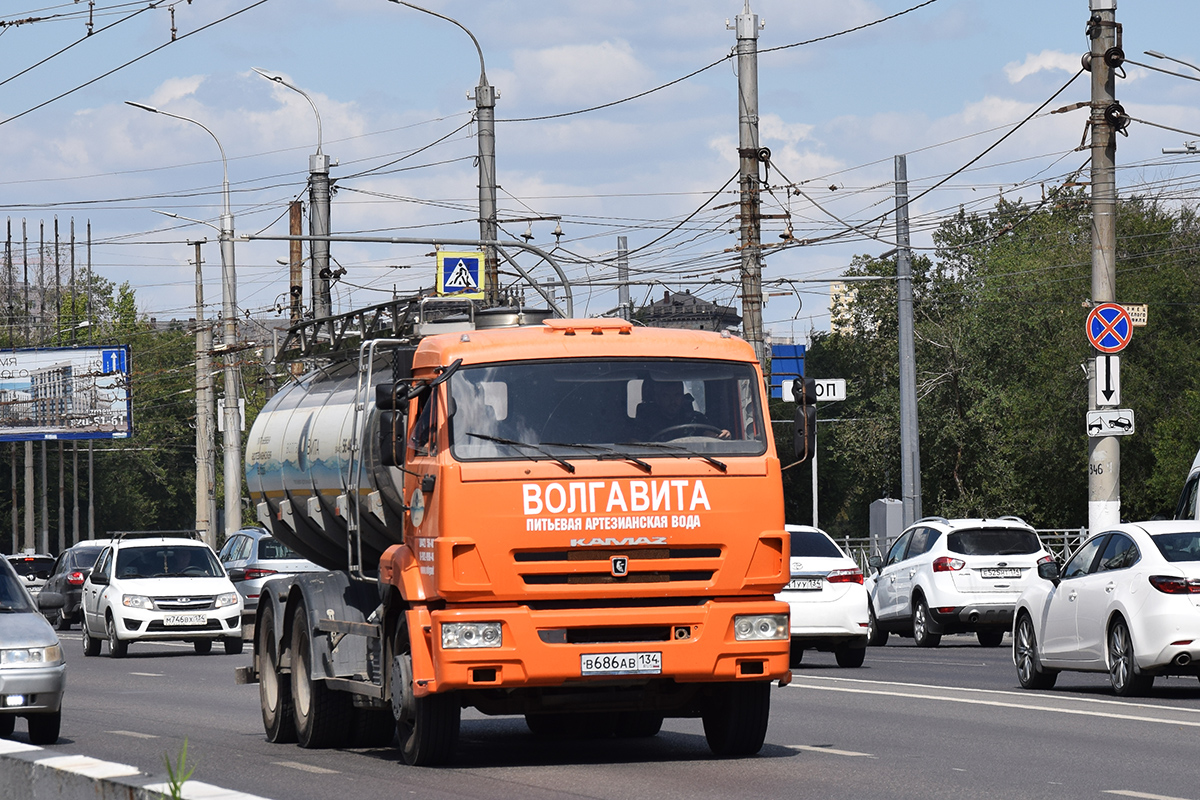 Волгоградская область, № В 686 АВ 134 — КамАЗ-65115-A4(23)