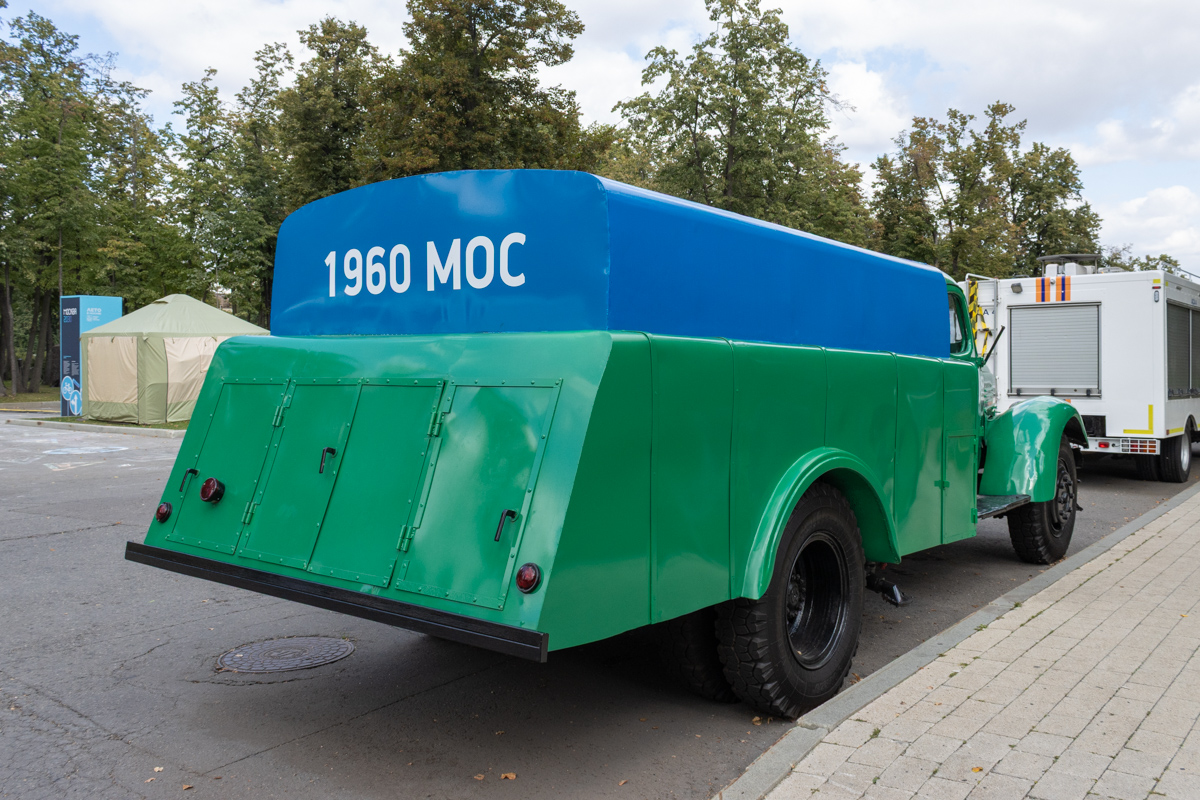 Москва, № 158 — ЗИЛ-164А; Москва — Выставка техники Комплекса городского хозяйства Москвы &mdash; 2025