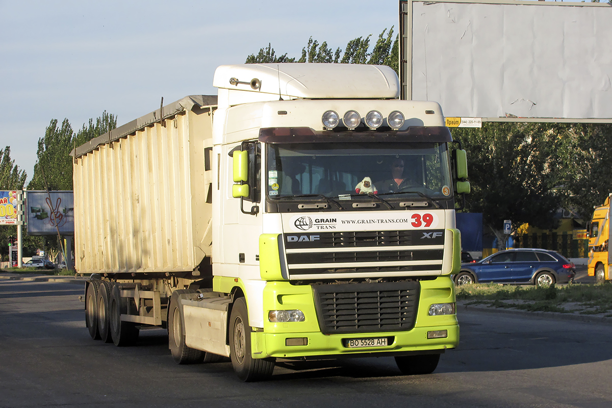 Тернопольская область, № ВО 5528 АН — DAF XF95 FT