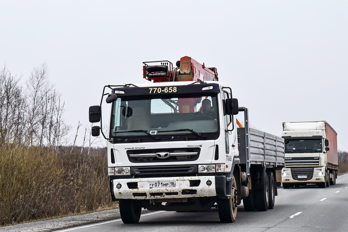 Новосибирская область, № У 071 МР 18 — Daewoo Novus