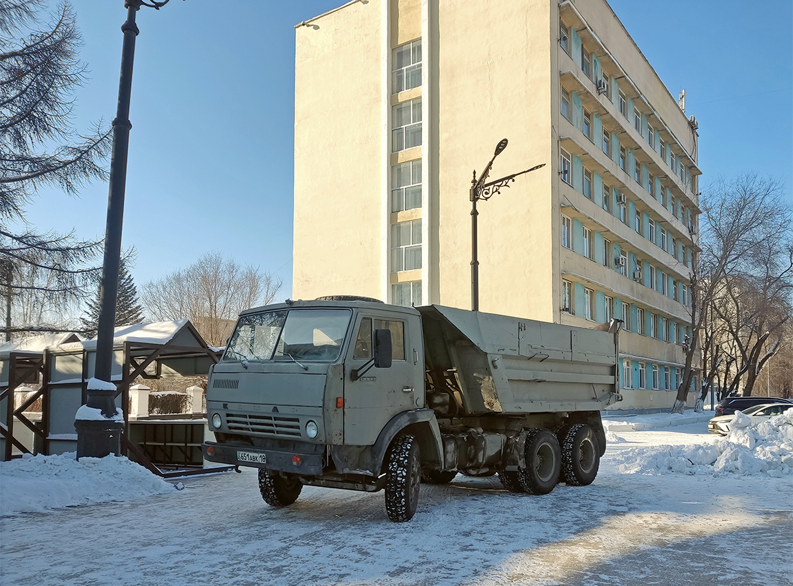 Абайская область, № 651 ABK 18 — КамАЗ-5511