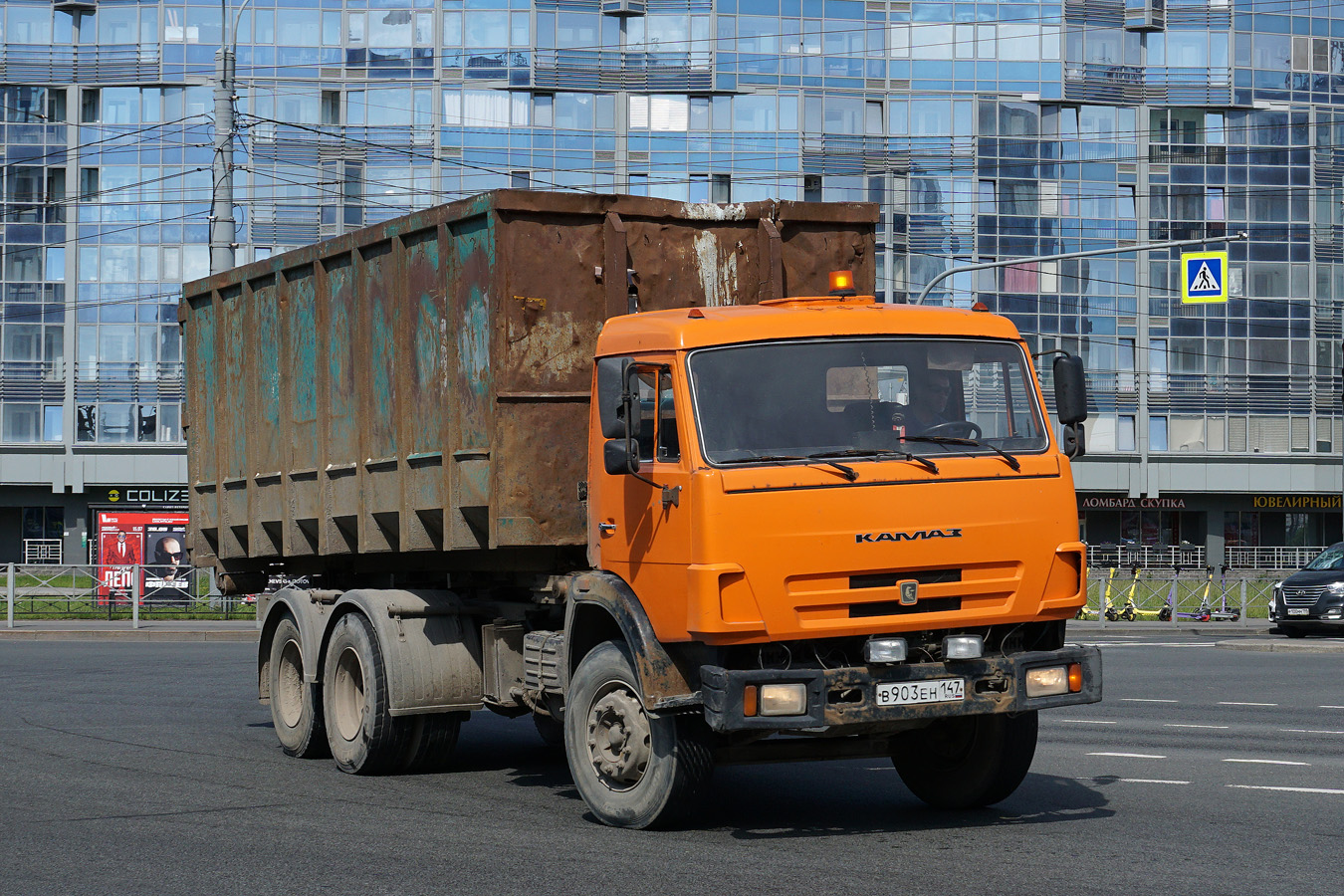 Ленинградская область, № В 903 ЕН 147 — КамАЗ-53215-15 [53215R]