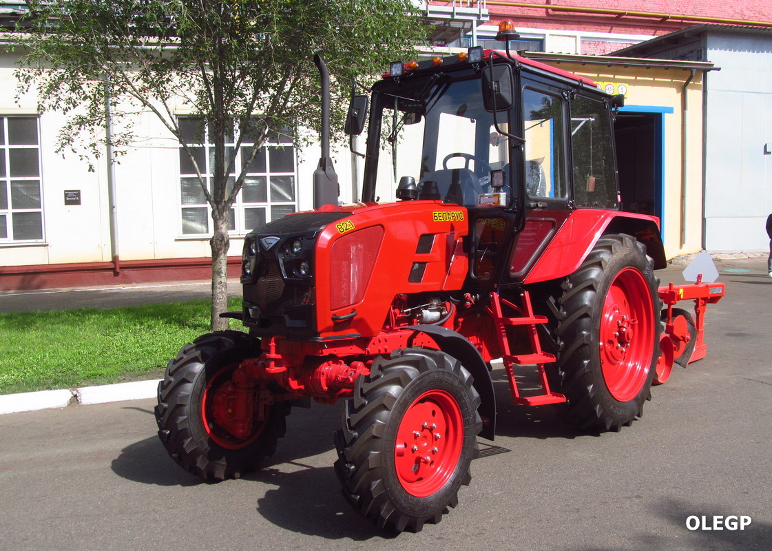 Минск, № (BY-7) Б/Н СТ 0547 — Беларус-82.1; Минск — Новая техника ОАО МТЗ; Минск — День открытых дверей МТЗ-2025