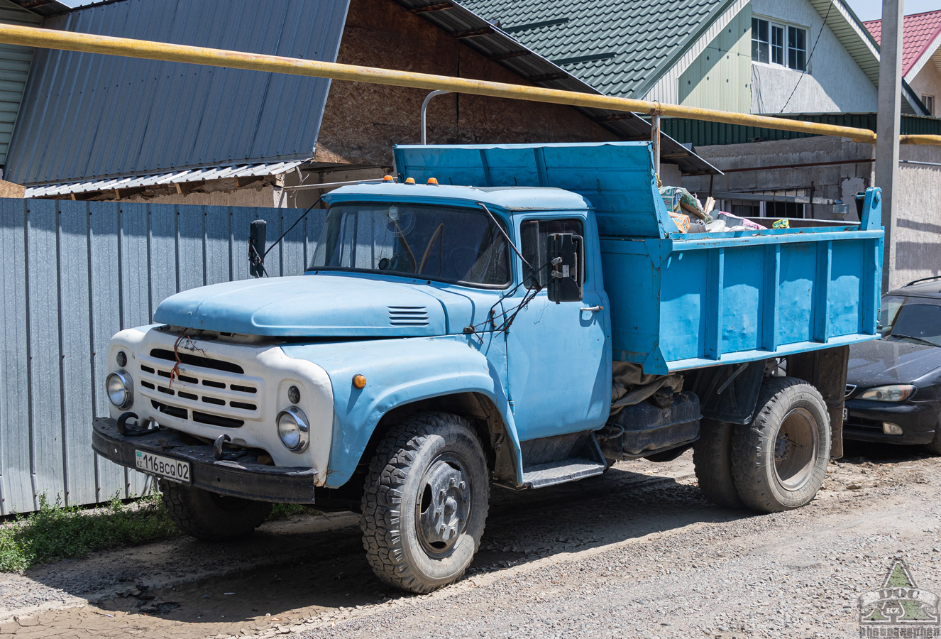 Алматы, № 116 BCQ 02 — ЗИЛ-495810
