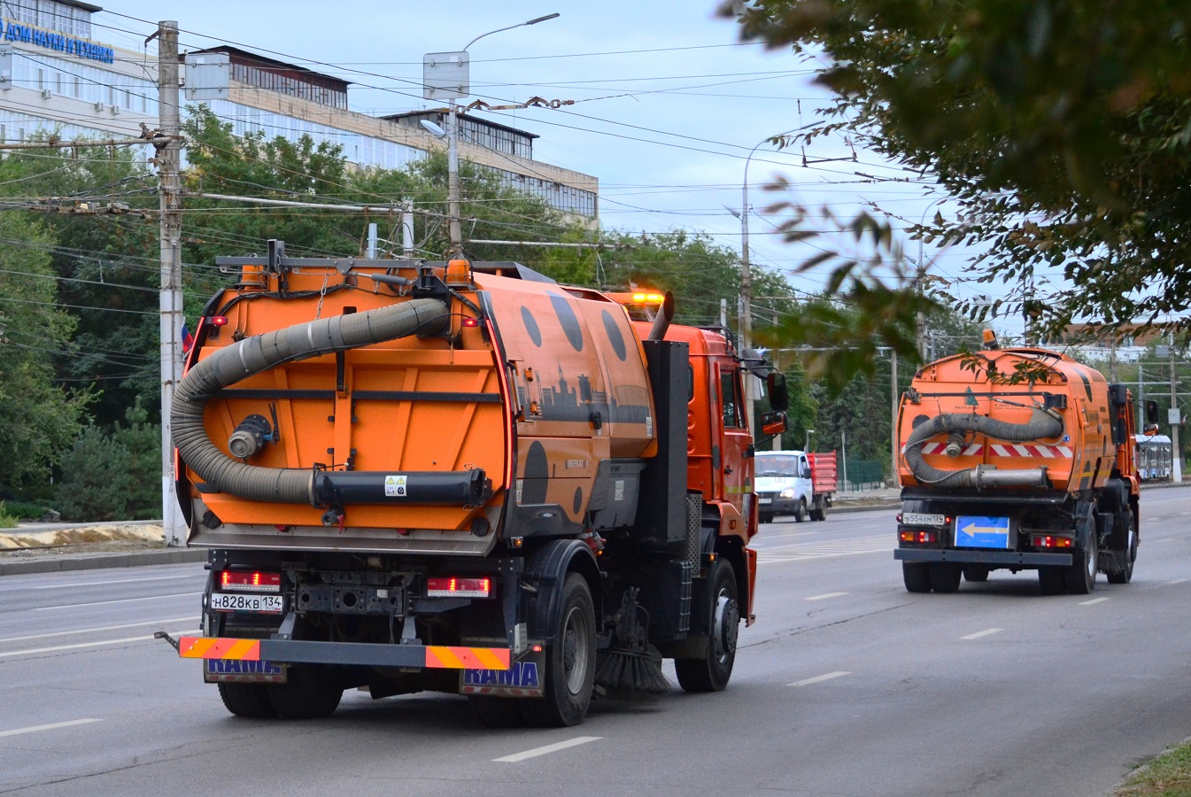 Волгоградская область, № Н 828 КВ 134 — КамАЗ-53605-50